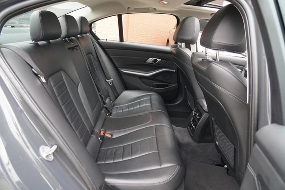 BMW 3 Serie - Afbeelding 27 van 30
