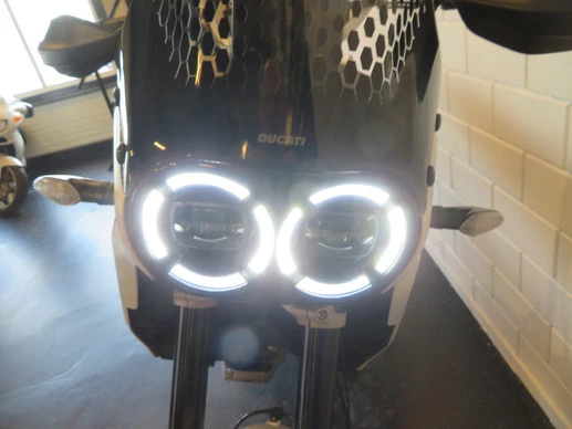 Ducati DesertX - Afbeelding 14 van 15