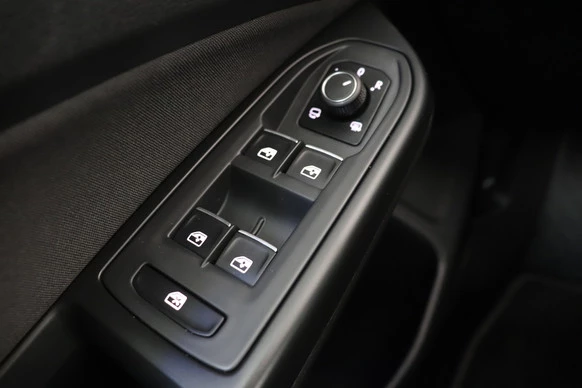 Volkswagen Golf - Afbeelding 16 van 25