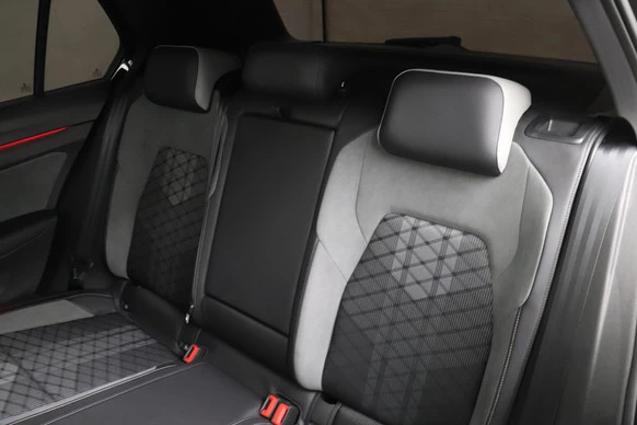 Volkswagen Golf - Afbeelding 12 van 26