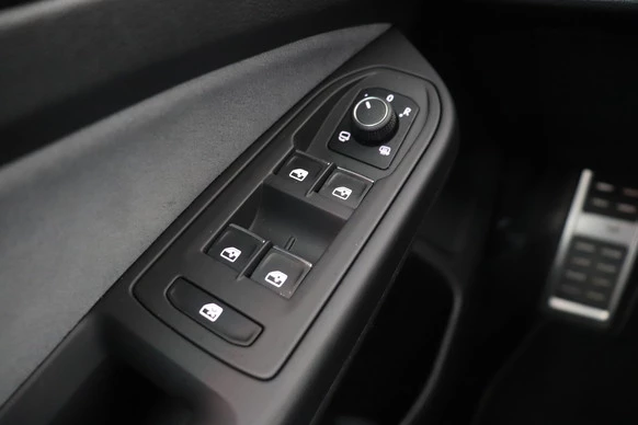 Volkswagen Golf - Afbeelding 16 van 26