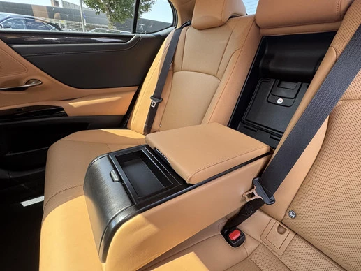 Lexus ES - Afbeelding 30 van 30