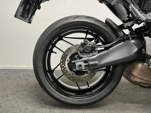 Yamaha MT 09 - Afbeelding 8 van 22
