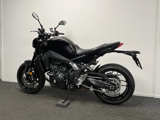 Yamaha MT 09 - Afbeelding 15 van 22
