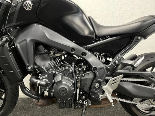 Yamaha MT 09 - Afbeelding 17 van 22