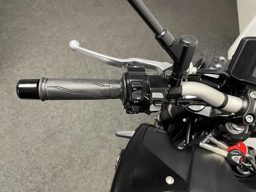 Yamaha MT 09 - Afbeelding 21 van 22