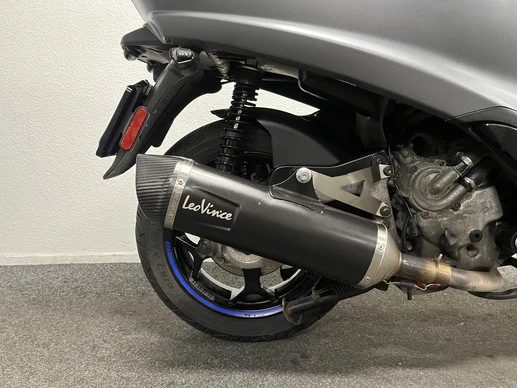Piaggio MP3 - Afbeelding 8 van 24