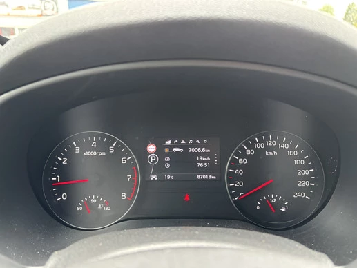 Kia Sportage - Afbeelding 16 van 30