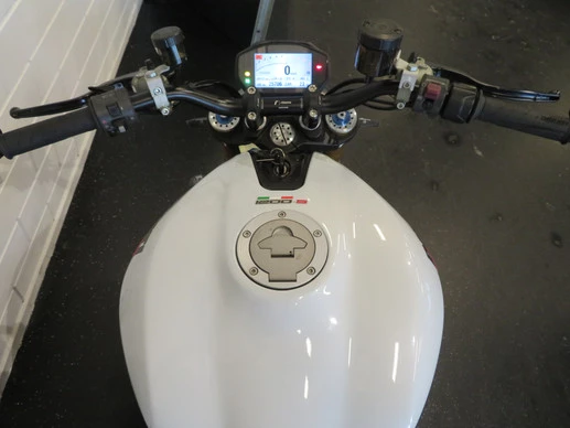 Ducati Monster - Afbeelding 10 van 14