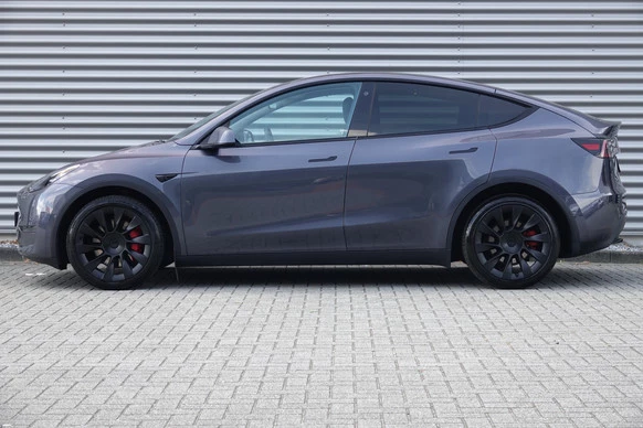 Tesla Model Y - Afbeelding 3 van 10