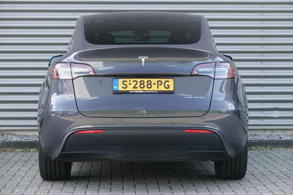 Tesla Model Y - Afbeelding 8 van 10