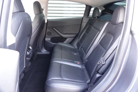 Tesla Model Y - Afbeelding 10 van 10