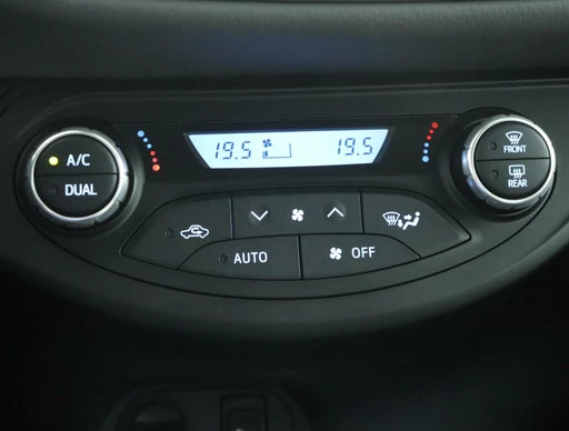 Toyota Yaris - Afbeelding 7 van 30