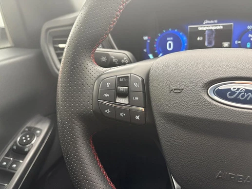 Ford Kuga - Afbeelding 10 van 30