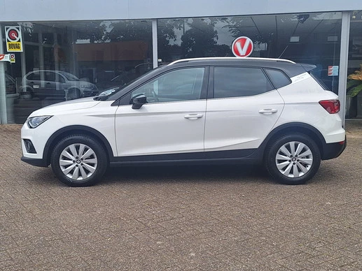 SEAT Arona - Afbeelding 2 van 30
