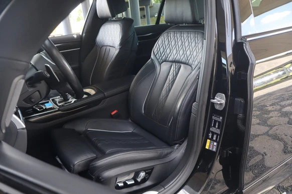 BMW 7 Serie - Afbeelding 12 van 30