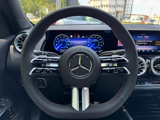Mercedes-Benz EQB - Afbeelding 23 van 30