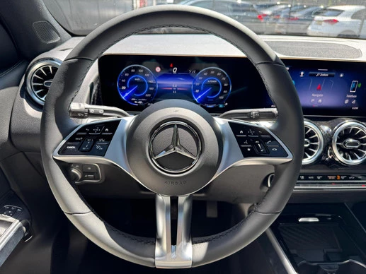 Mercedes-Benz EQB - Afbeelding 13 van 30