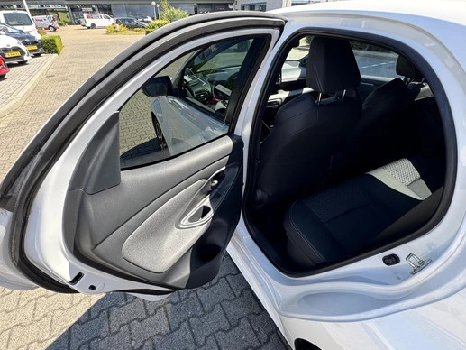 Toyota Yaris - Afbeelding 18 van 30