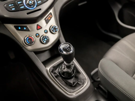 Chevrolet Aveo - Afbeelding 10 van 30