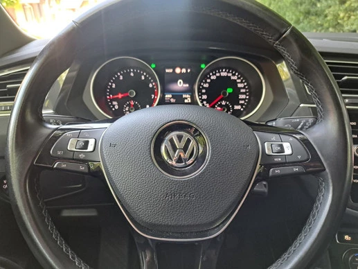 Volkswagen Tiguan - Afbeelding 10 van 30