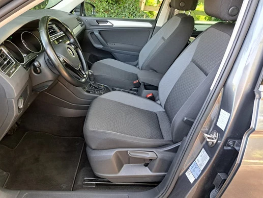 Volkswagen Tiguan - Afbeelding 13 van 30