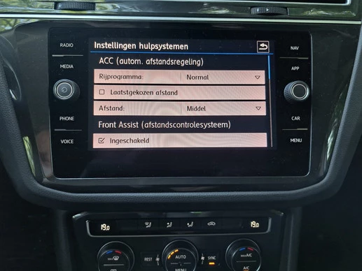 Volkswagen Tiguan - Afbeelding 17 van 30