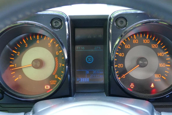 Suzuki Jimny - Afbeelding 18 van 30