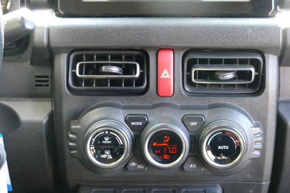 Suzuki Jimny - Afbeelding 24 van 30