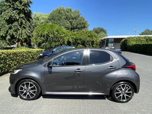 Toyota Yaris - Afbeelding 2 van 30