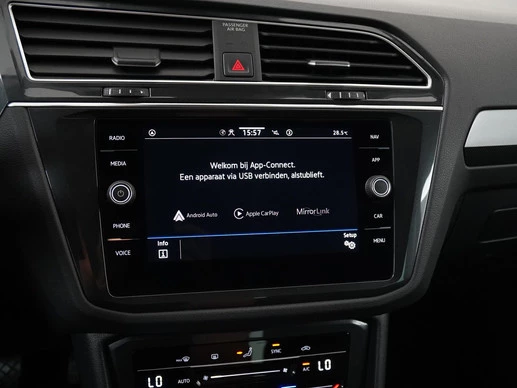 Volkswagen Tiguan - Afbeelding 15 van 30