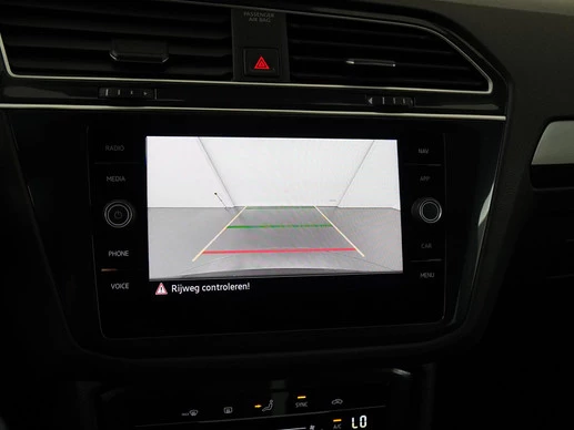 Volkswagen Tiguan - Afbeelding 17 van 30