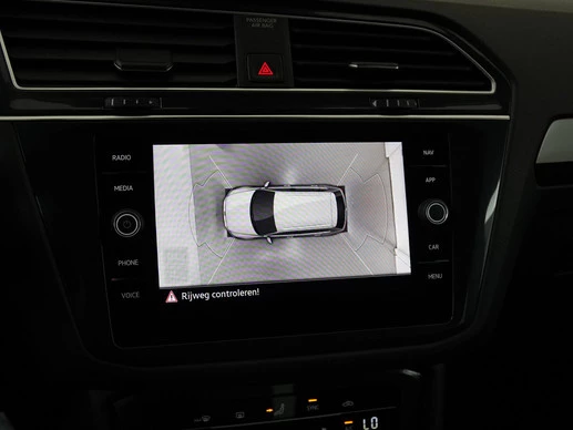 Volkswagen Tiguan - Afbeelding 18 van 30