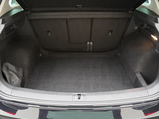 Volkswagen Tiguan - Afbeelding 23 van 30