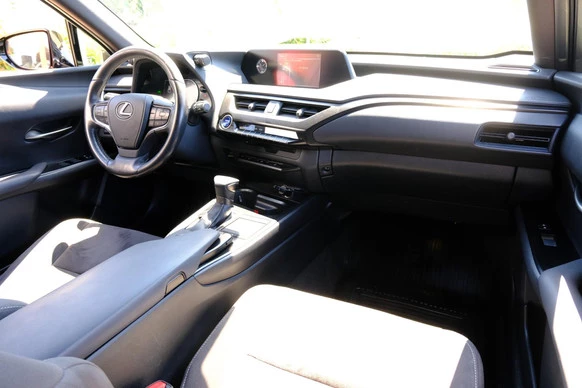 Lexus UX - Afbeelding 5 van 30
