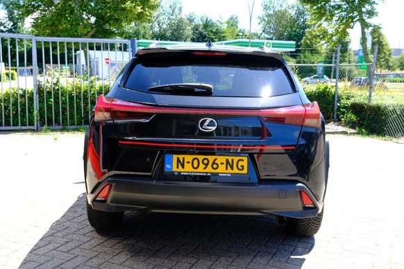 Lexus UX - Afbeelding 8 van 30