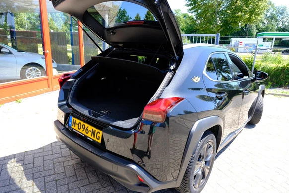 Lexus UX - Afbeelding 9 van 30