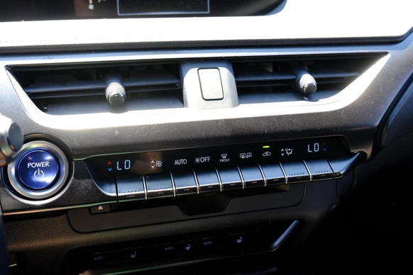 Lexus UX - Afbeelding 14 van 30