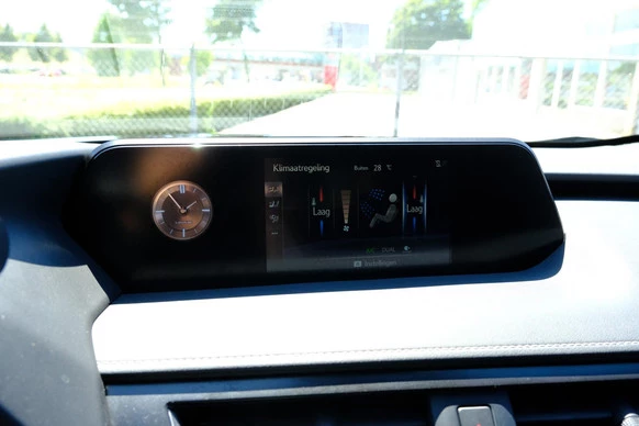 Lexus UX - Afbeelding 15 van 30