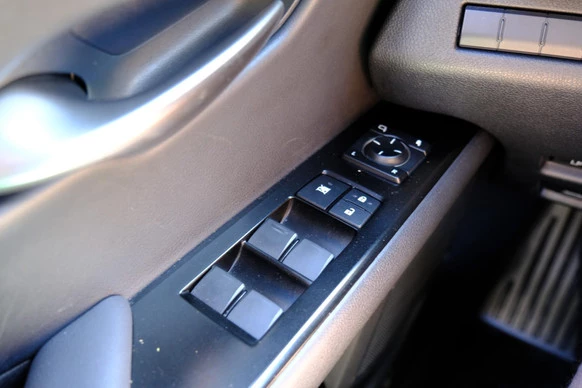 Lexus UX - Afbeelding 19 van 30