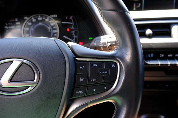 Lexus UX - Afbeelding 21 van 30