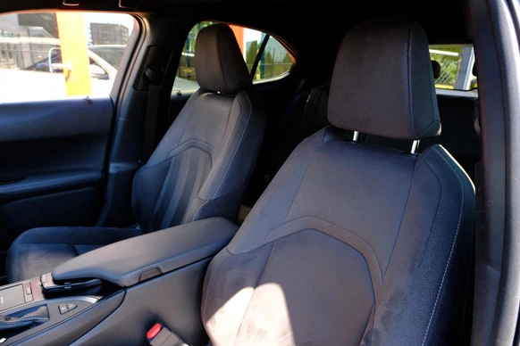 Lexus UX - Afbeelding 22 van 30