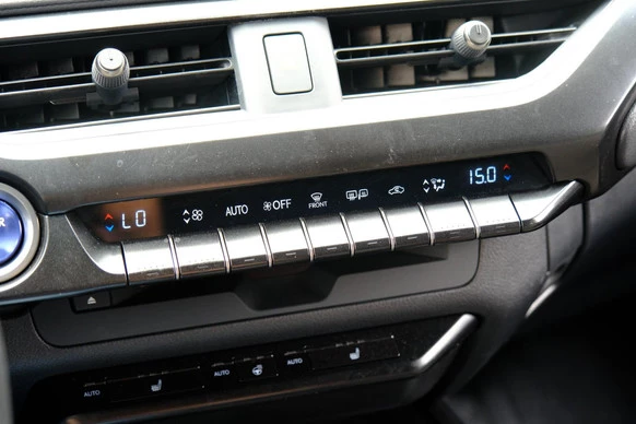 Lexus UX - Afbeelding 12 van 30
