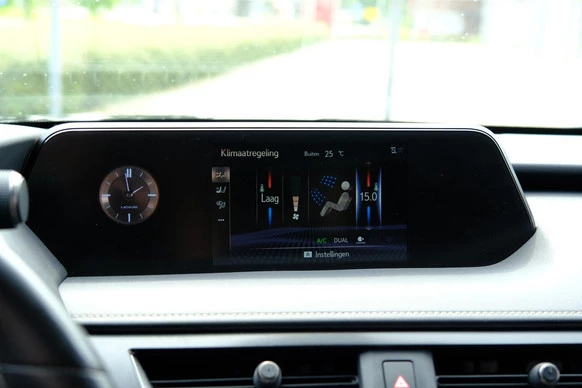 Lexus UX - Afbeelding 16 van 30