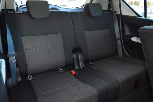 Suzuki Ignis - Afbeelding 16 van 28