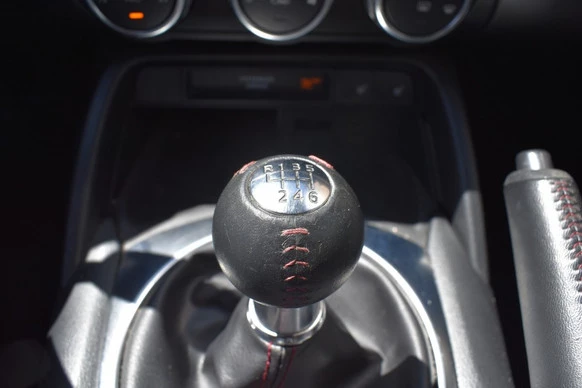 Mazda MX-5 - Afbeelding 25 van 30