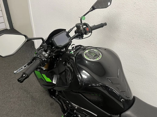 Kawasaki Z900 - Afbeelding 19 van 22