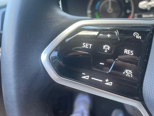 Volkswagen Touareg - Afbeelding 11 van 30