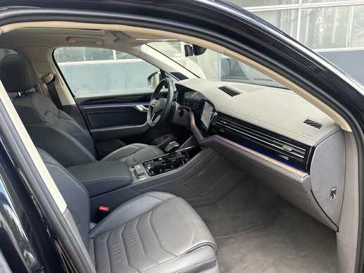 Volkswagen Touareg - Afbeelding 27 van 30