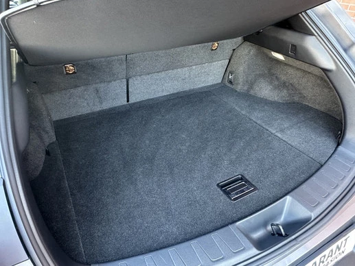 Lexus UX - Afbeelding 7 van 30